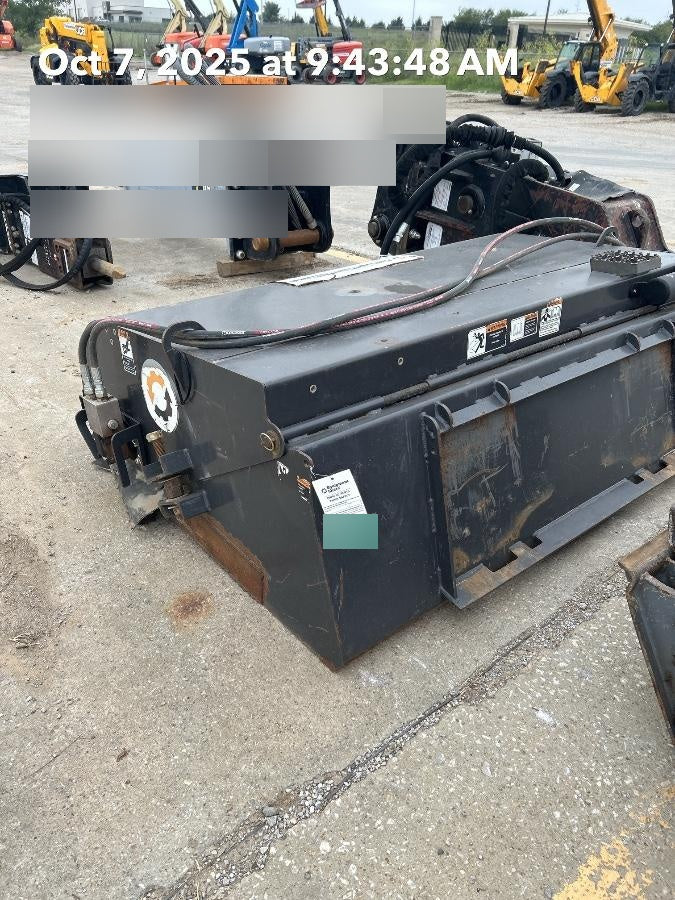 2019 PALADIN Sweepster SB72