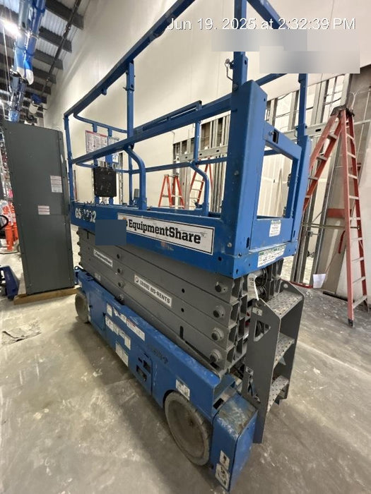 2019 Genie GS-3232 Standard Options