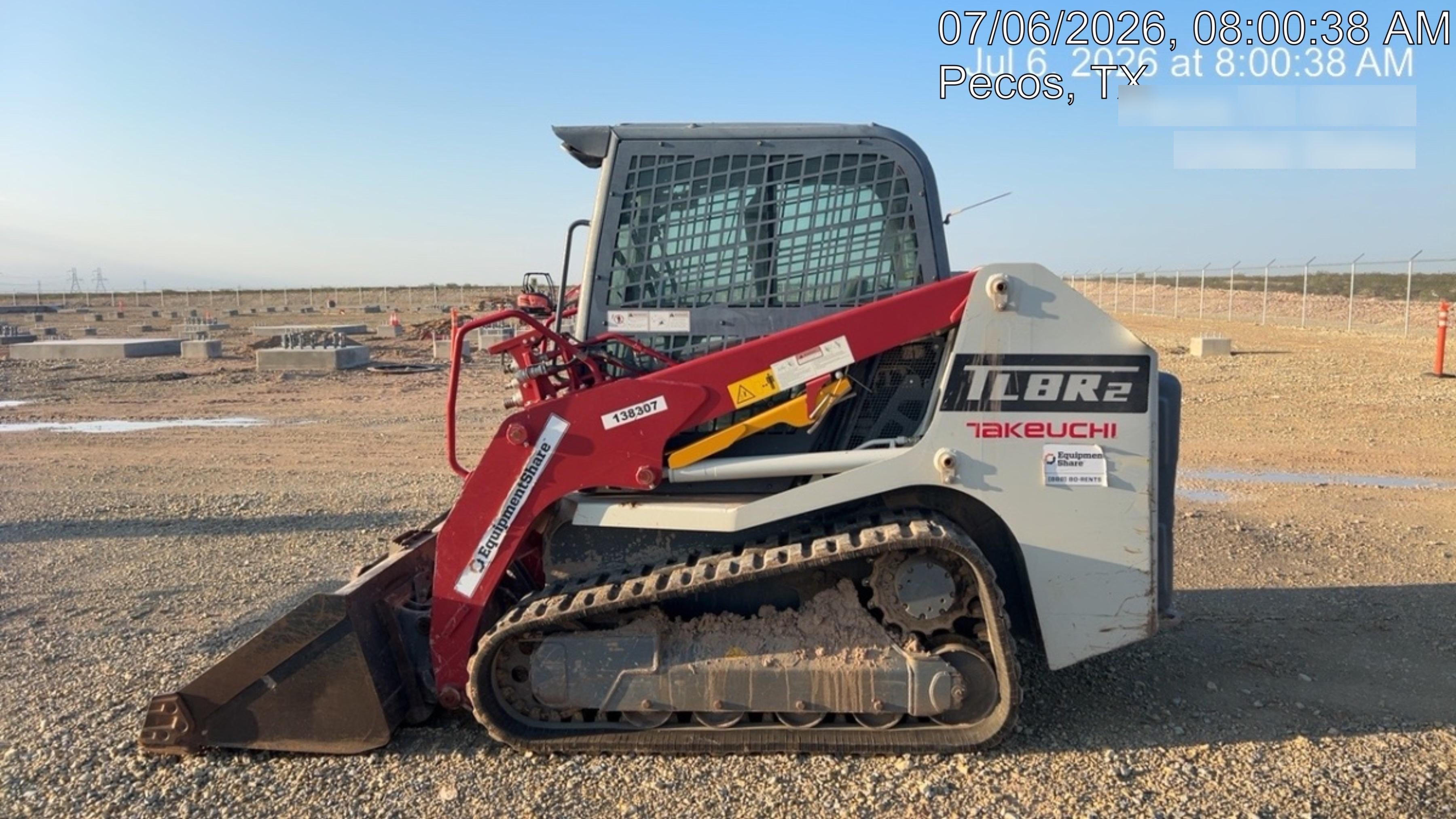 2021 TAKEUCHI TL8R2-CR