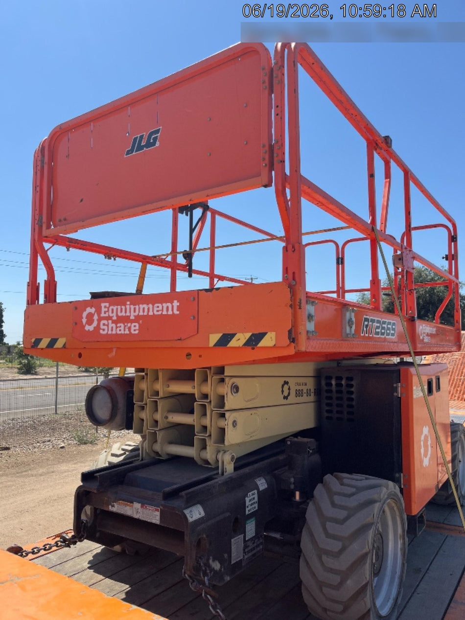 2022 JLG RT2669