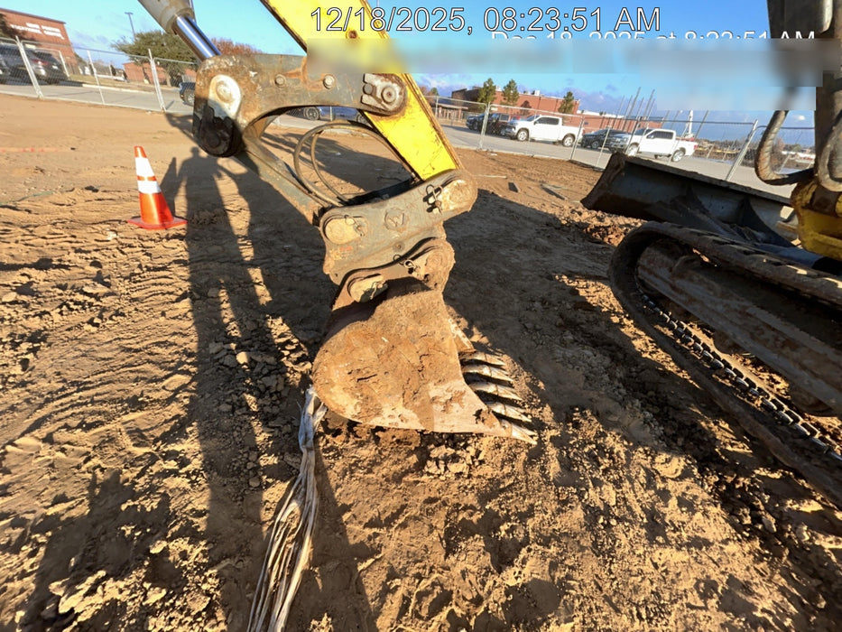 2025 TAKEUCHI 18" HD Bucket - Takeuchi