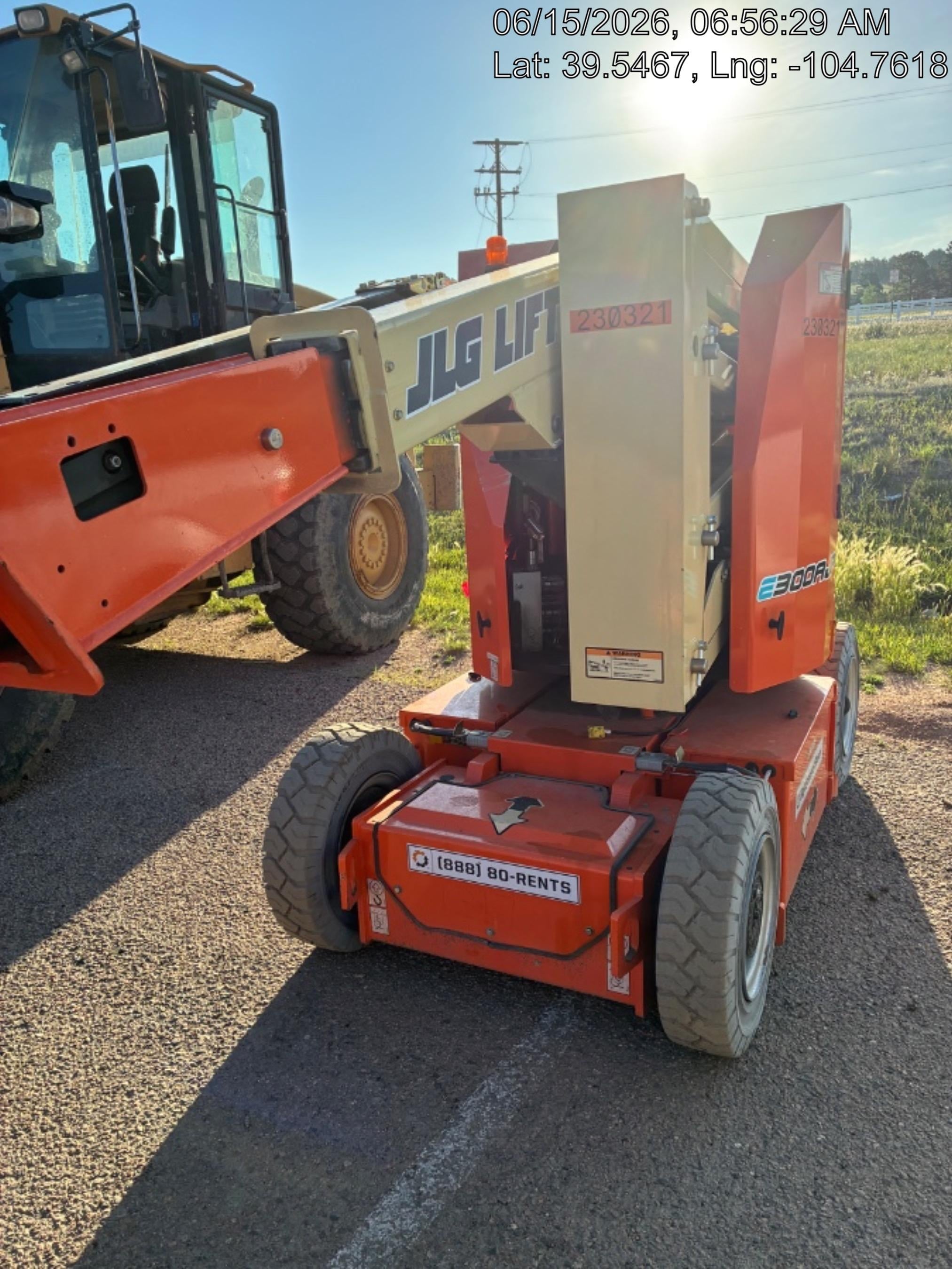 2022 JLG E300AJP