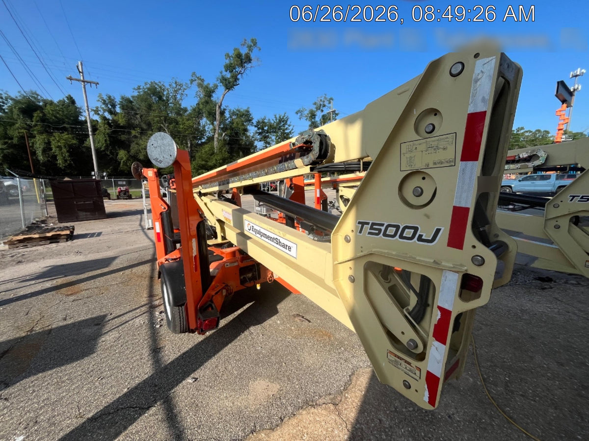 2021 JLG T500J