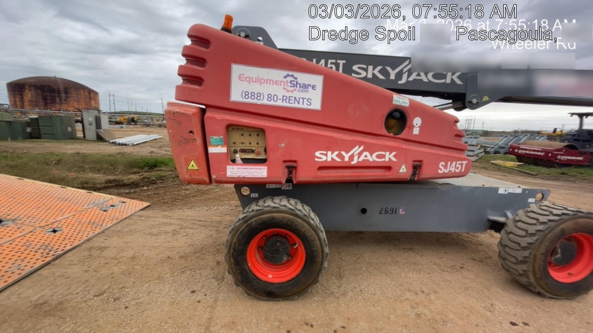2017 SKYJACK SJ45T+
