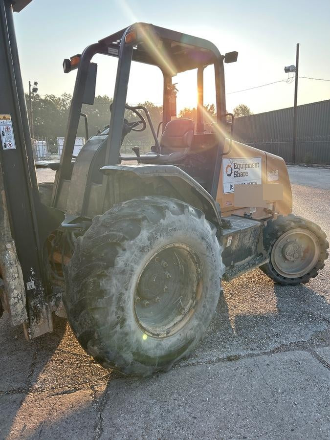 2018 CASE 588H
