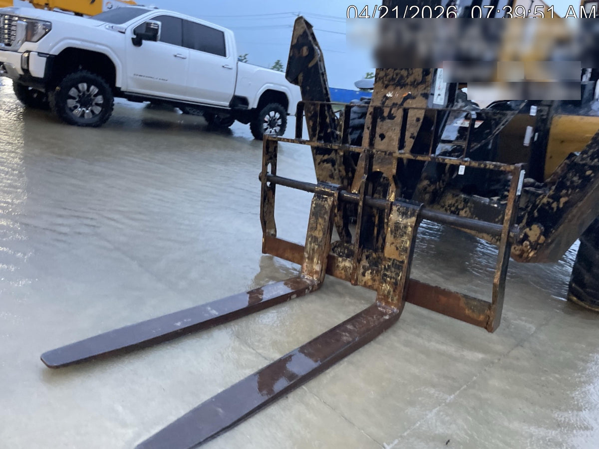 2023 SANY STH1056