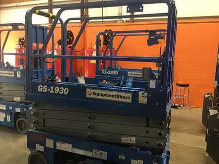 2019 Genie GS-1930 Fixed Rails with Chain Entry