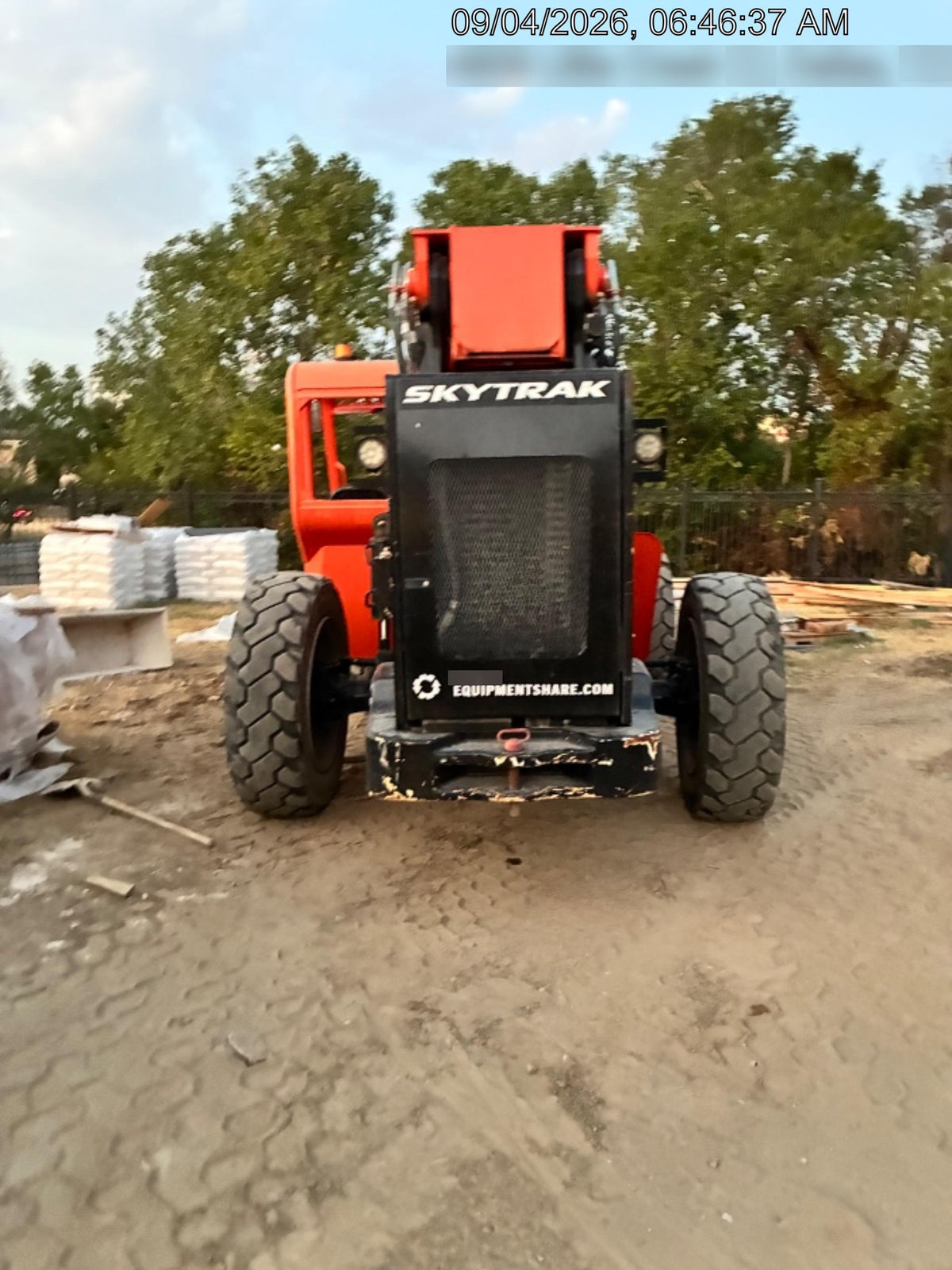 2023 SKYTRAK 8042