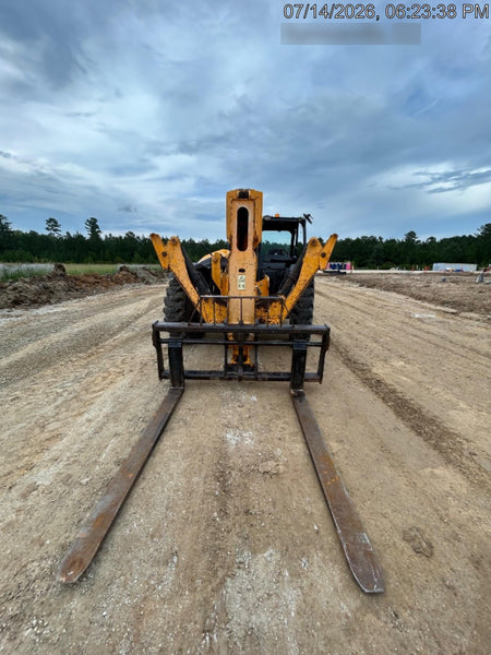 2019 JCB 510-56 Canopy, 74 HP, Solid Tires, STD Worklight, Beacon, Aux Hydraulics, Lifting Eye, Back up Alarm w/66" Carriage/60" Forks
