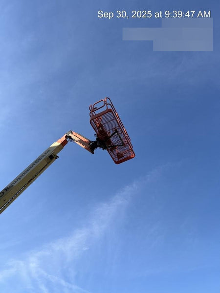 2022 JLG 860SJ
