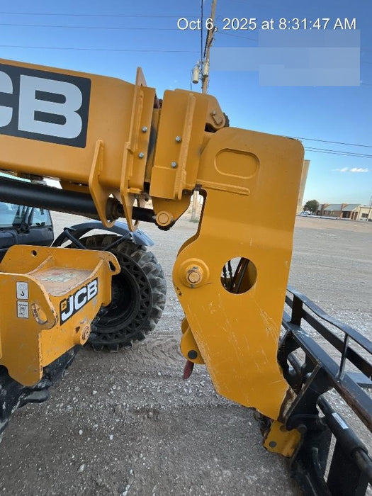 2020 JCB 509-42 Cab/Heat/Air, Solid Tires, Work Lights, Beacon, Aux Hydraulics, Back up Alarm, Lifting Eye, ES Decals