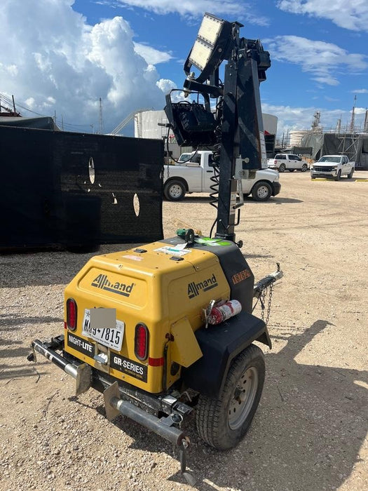 Allmand NLV3GR (4) LED Light Fixture 350W, 23' Vertical Mast, 3kW Prime, Towable, Deep Sea L401, Leveling Jacks, Yanmar T4F 5.8hp