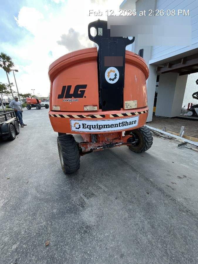 2020 JLG 400S
