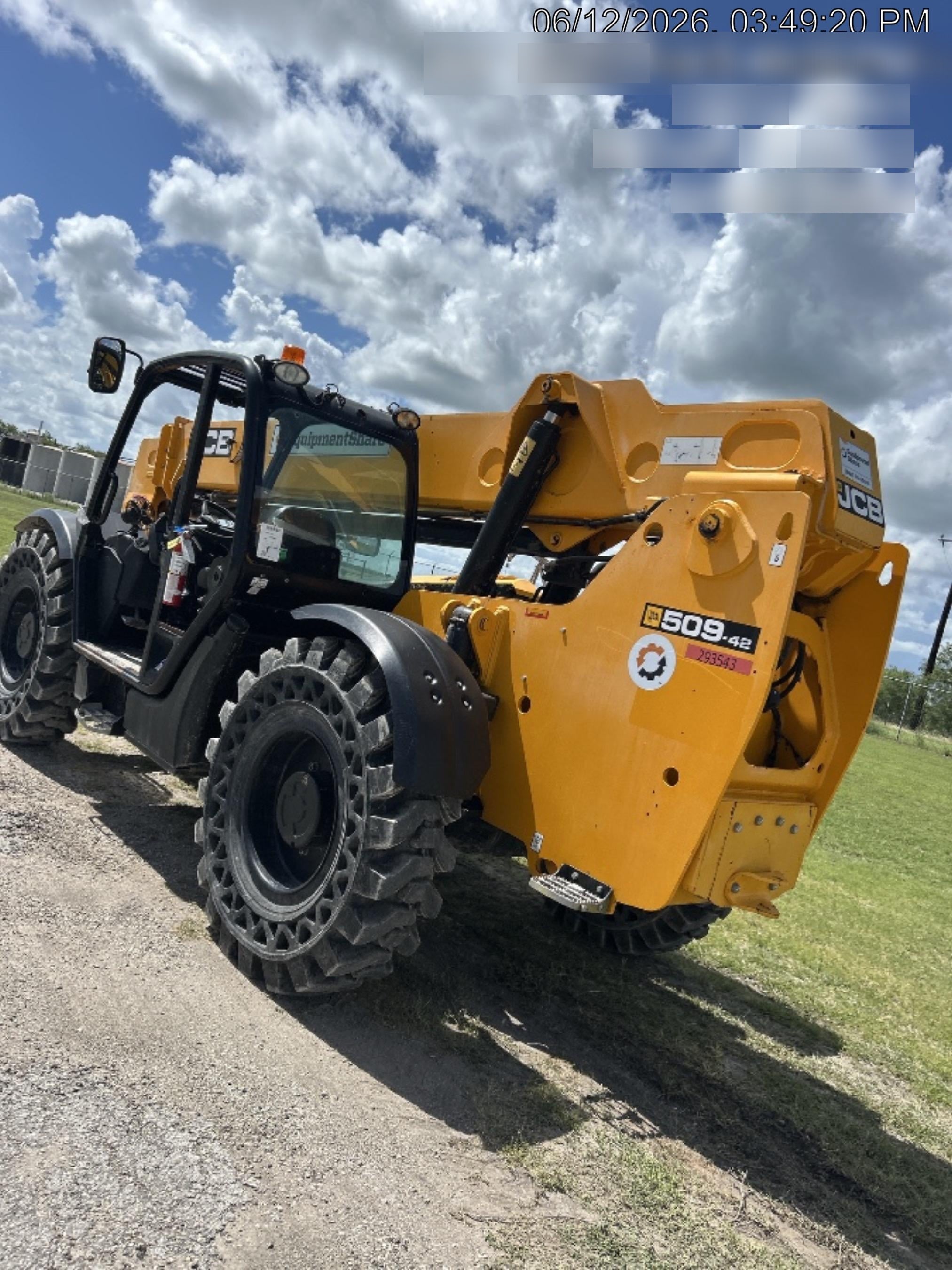 2023 JCB 509-42