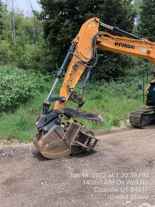 2020 DOOSAN 36"  Bucket - Doosan