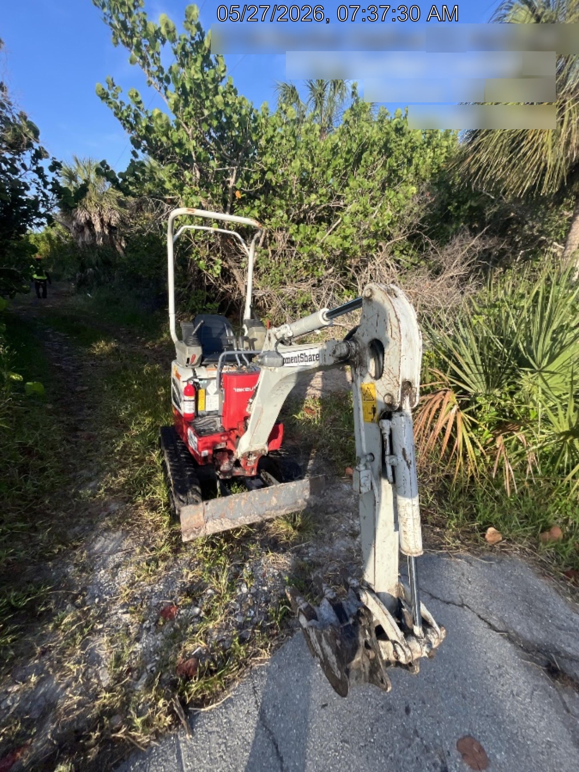 2022 TAKEUCHI TB210R