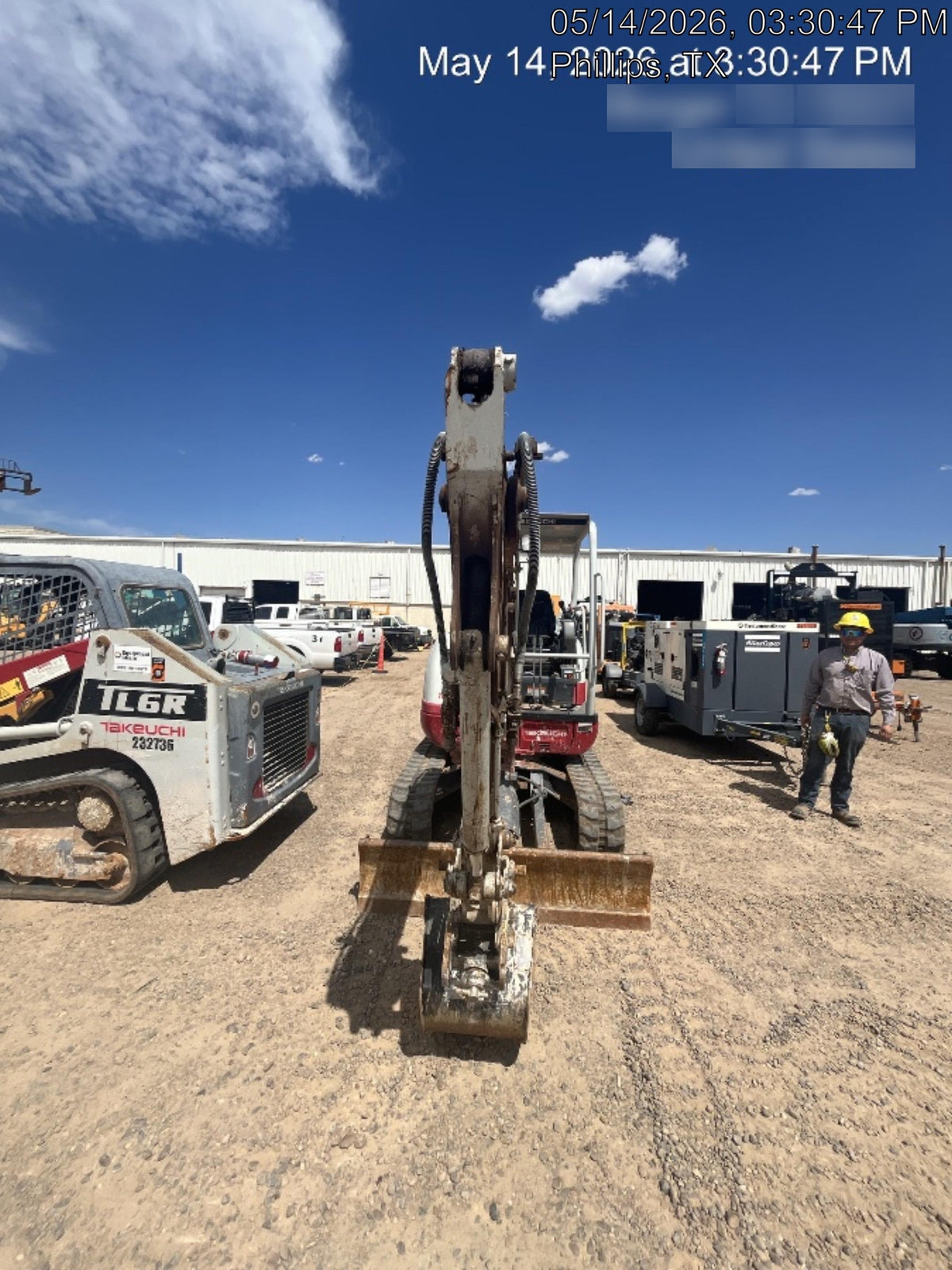 2023 TAKEUCHI TB235-2R