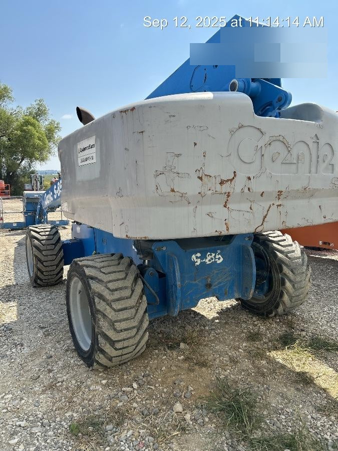 2016 GENIE S-85