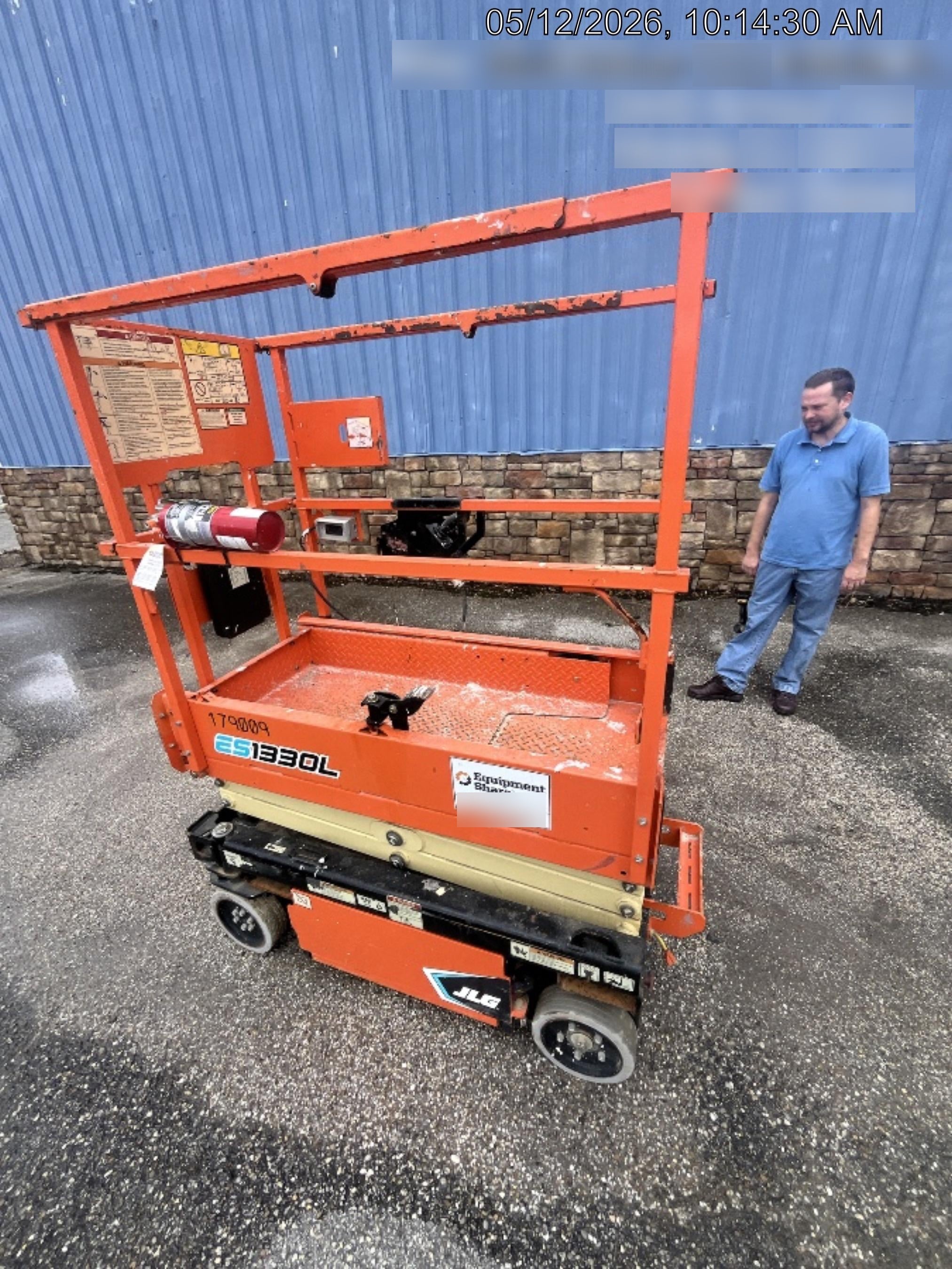 2021 JLG ES1330L
