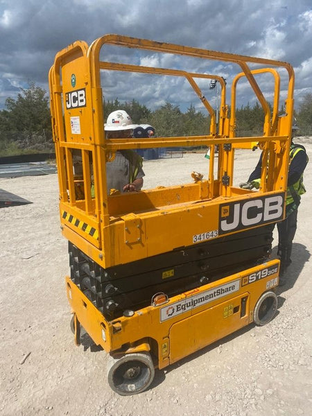 2023 JCB S1930E