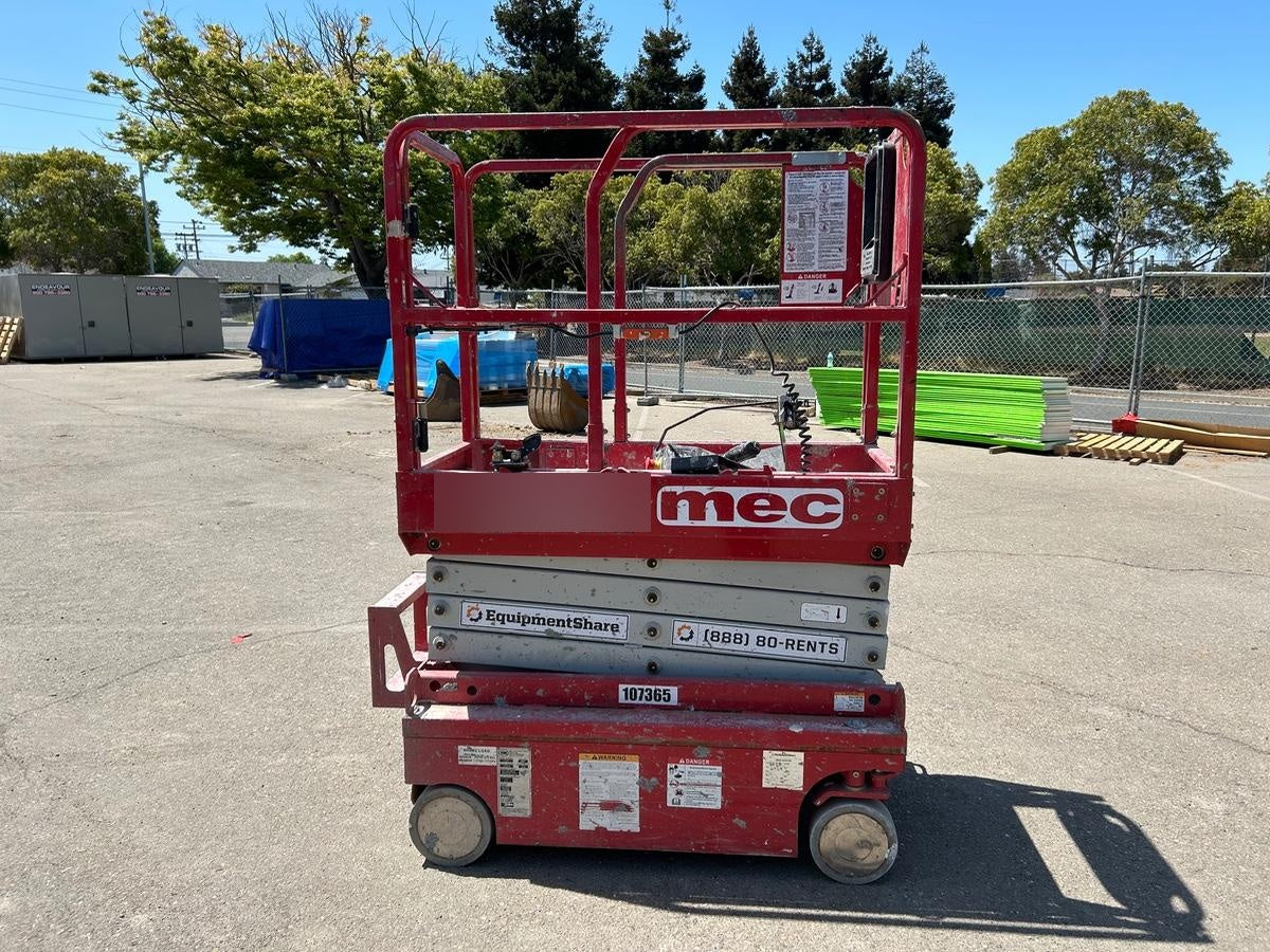 2020 MEC 1330SE Solid NM Tires, Steel Swing out Doors, LCS, Beacon, 900W Inverter