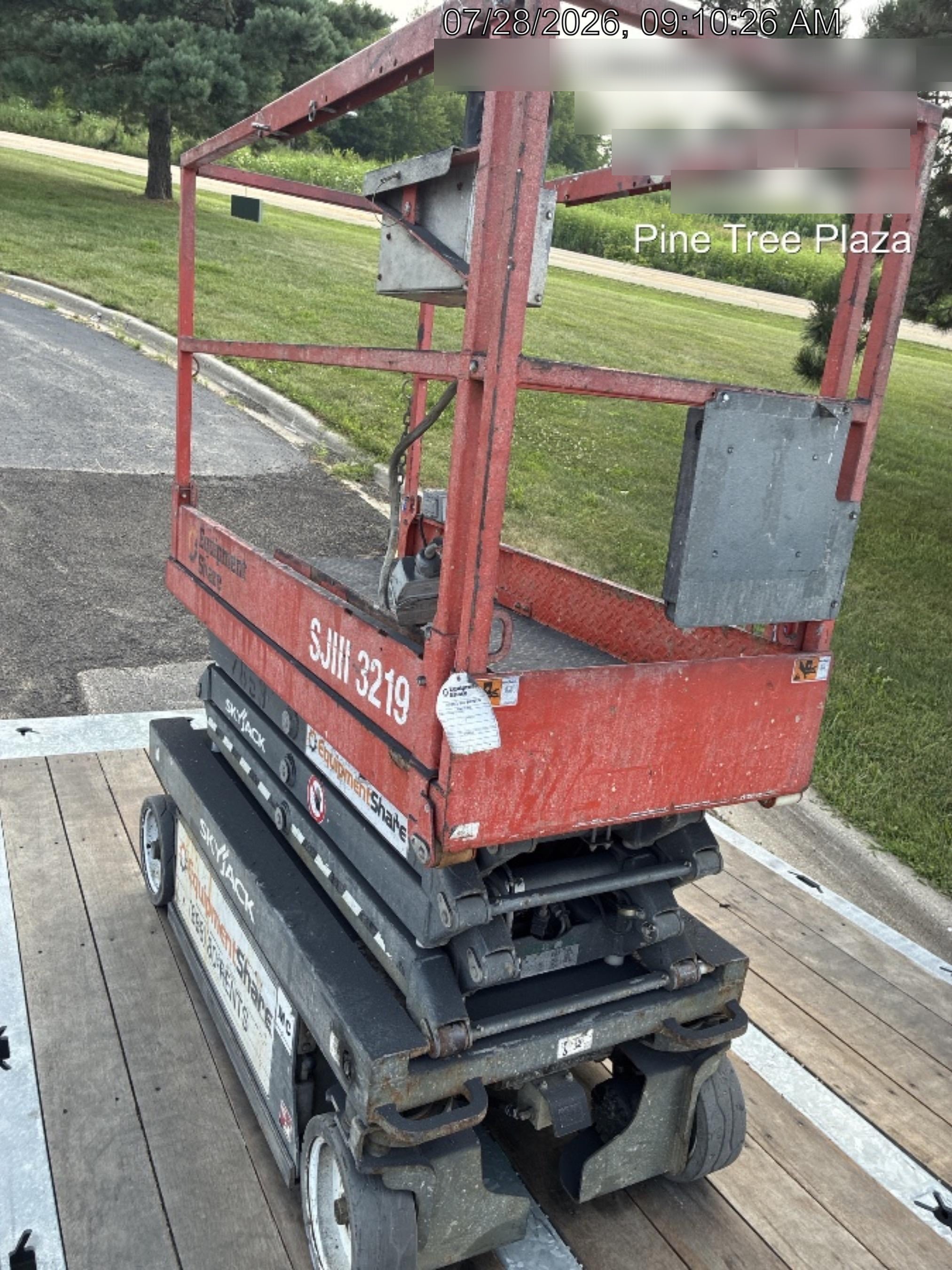 2018 Skyjack SJIII-3219 Skyjack SJIII3219 Scissor Lift w/Trojan Batteries