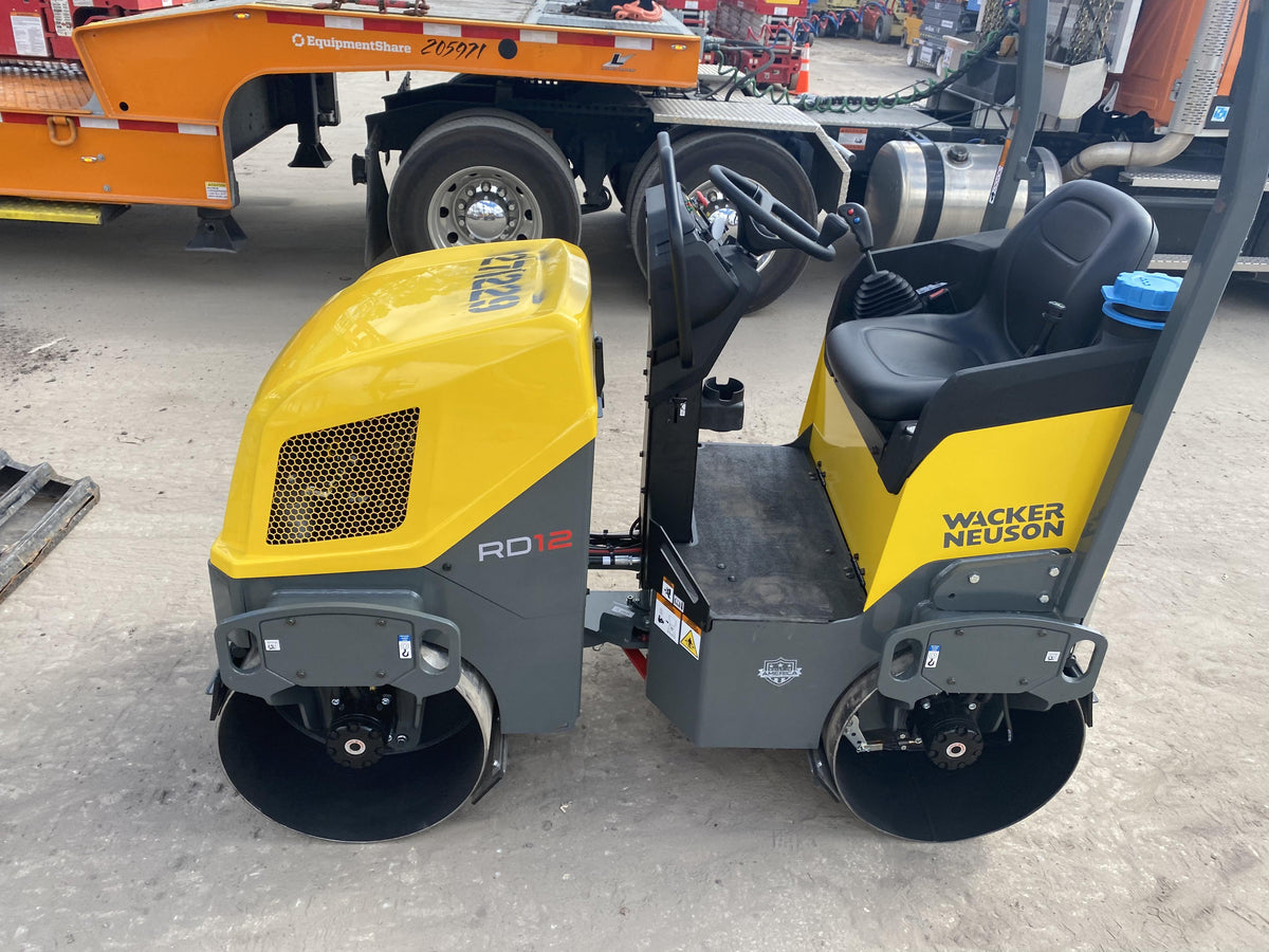 2023 WACKER NEUSON RD12A