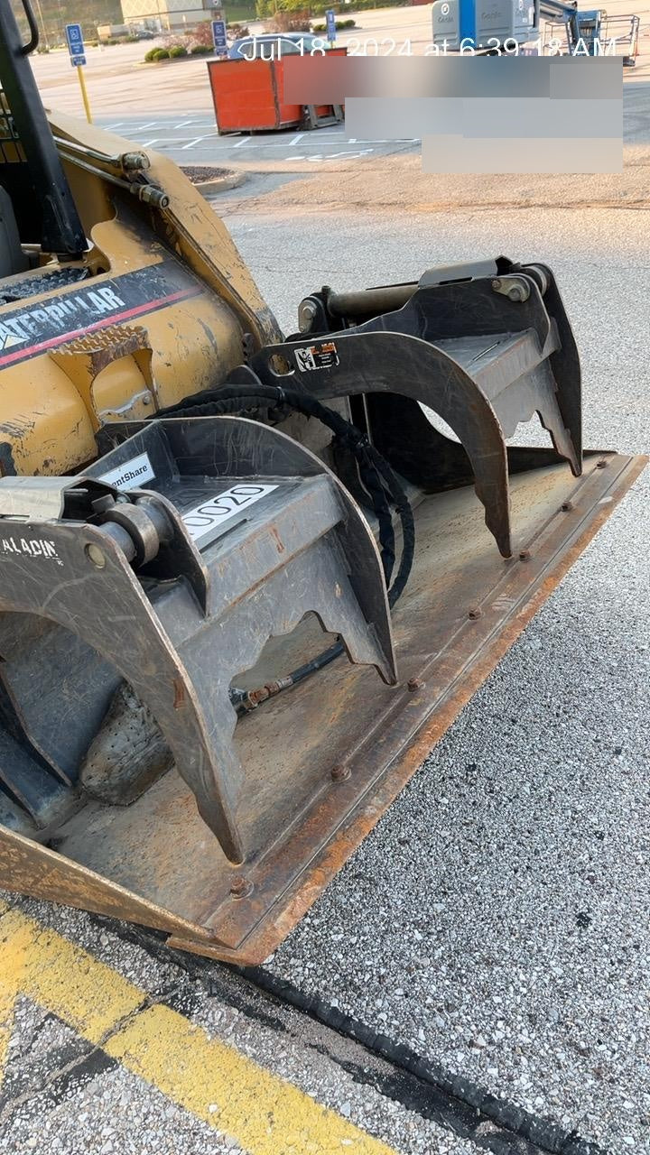 2020 PALADIN 72" Scrap Grapple Bucket - Paladin