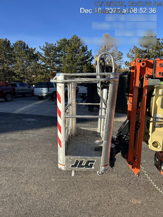 2021 JLG X600AJ