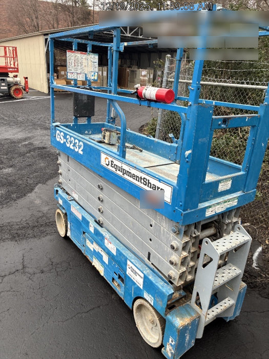 2018 Genie GS-3232 Genie GS-3232 Scissor Lift w/Standard Options