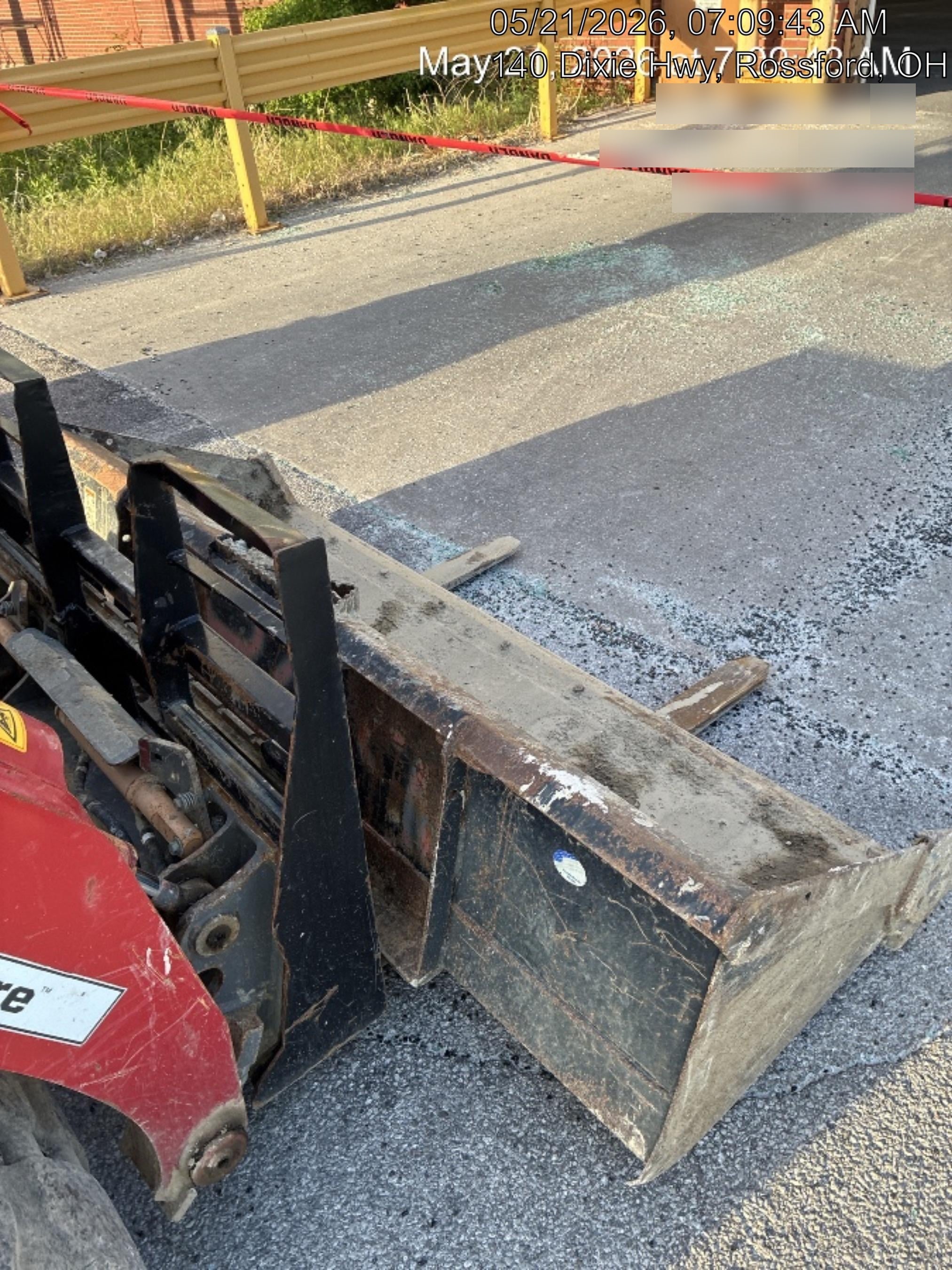 2025 ARROW MATERIAL HANDLING 24" Pallet Fork Frame