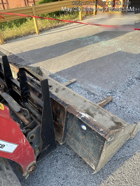 2025 ARROW MATERIAL HANDLING 24" Pallet Fork Frame