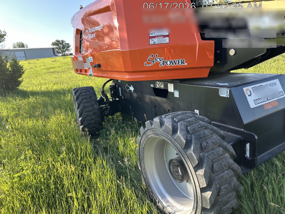 2025 JLG 660SJ