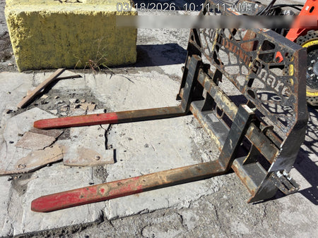 2020 PALADIN 48" Pallet Forks - Paladin