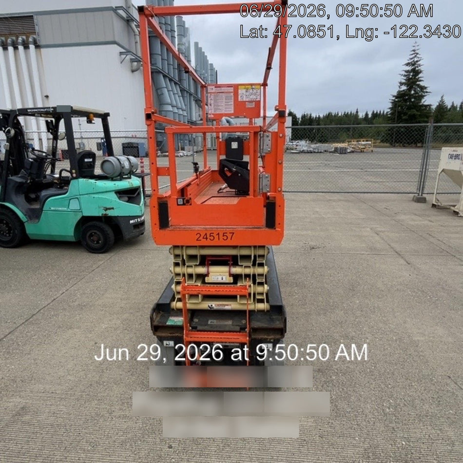 2022 JLG ES2632