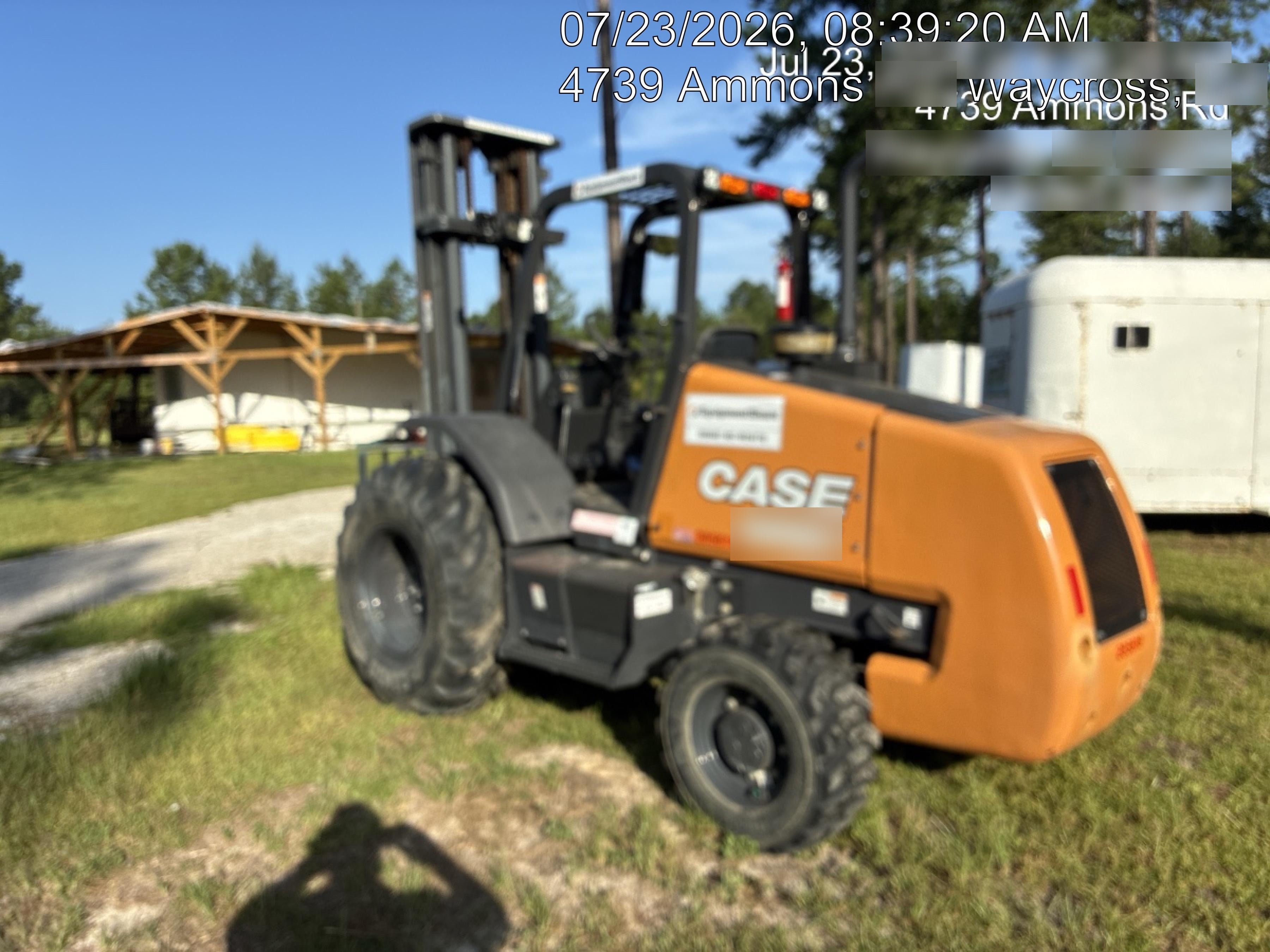 2023 CASE 588H