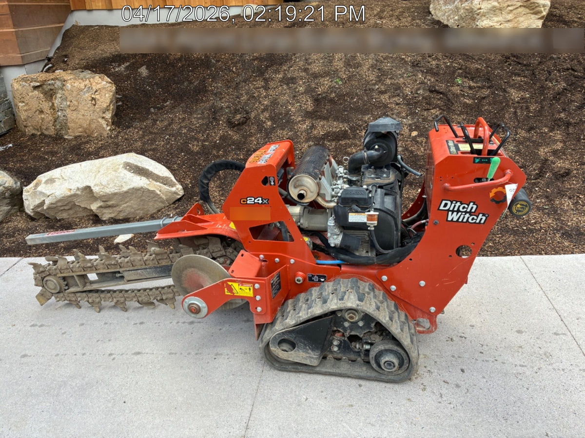 2020 DITCH WITCH C24XA