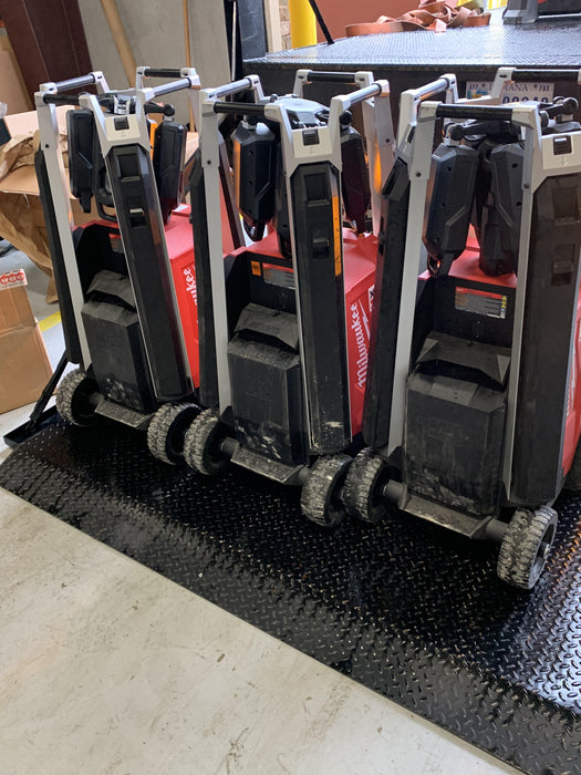 2021 MILWAUKEE MXF041-1XC