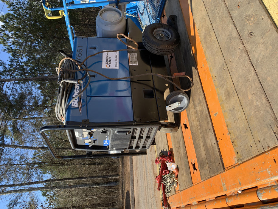 2019 Miller Electric BOBCAT 250 951600 PKG-250 amp Propane Welder, Standard w/Running Gear, Bracket, Hose"250 amp Propane Welder, Standard w/Running Gear, Bracket, Hose