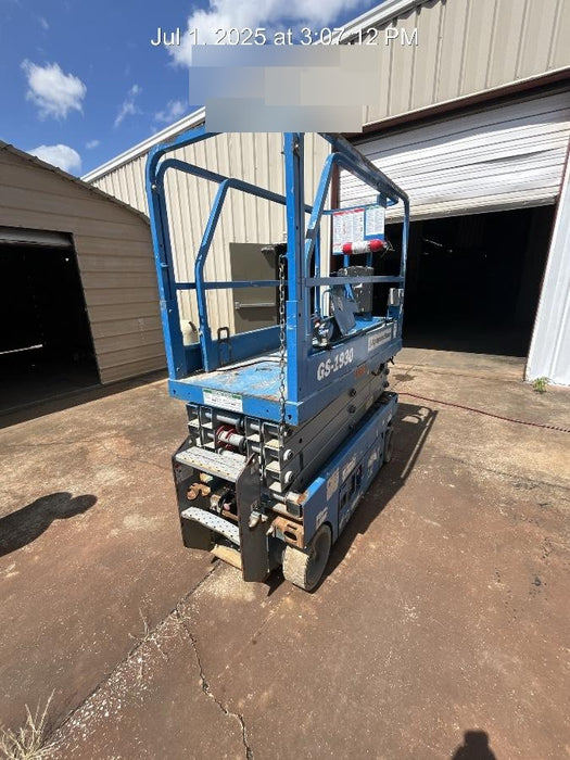 2019 Genie GS-1930 Fixed Rails with Chain Entry