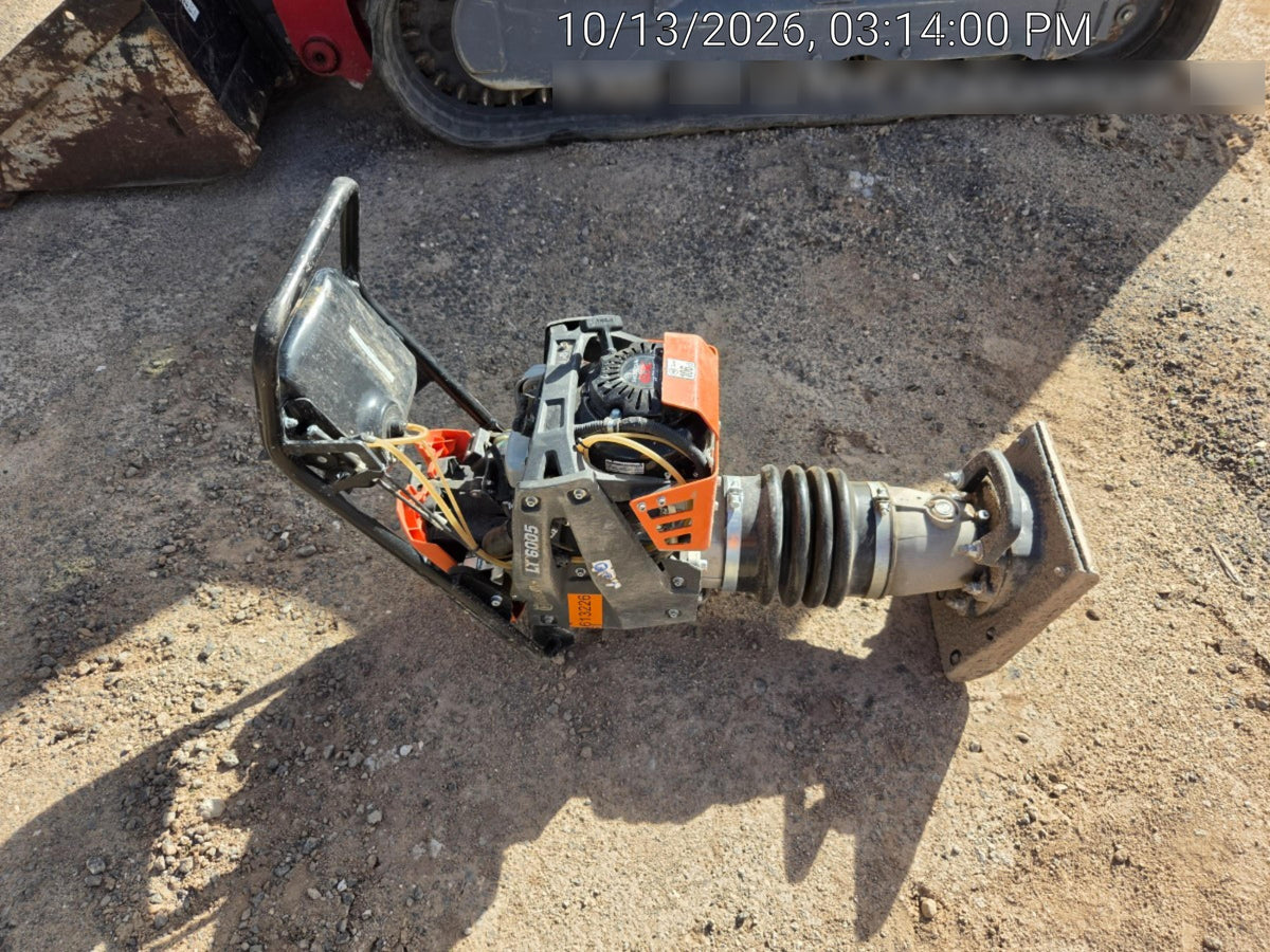 2025 HUSQVARNA LT6005