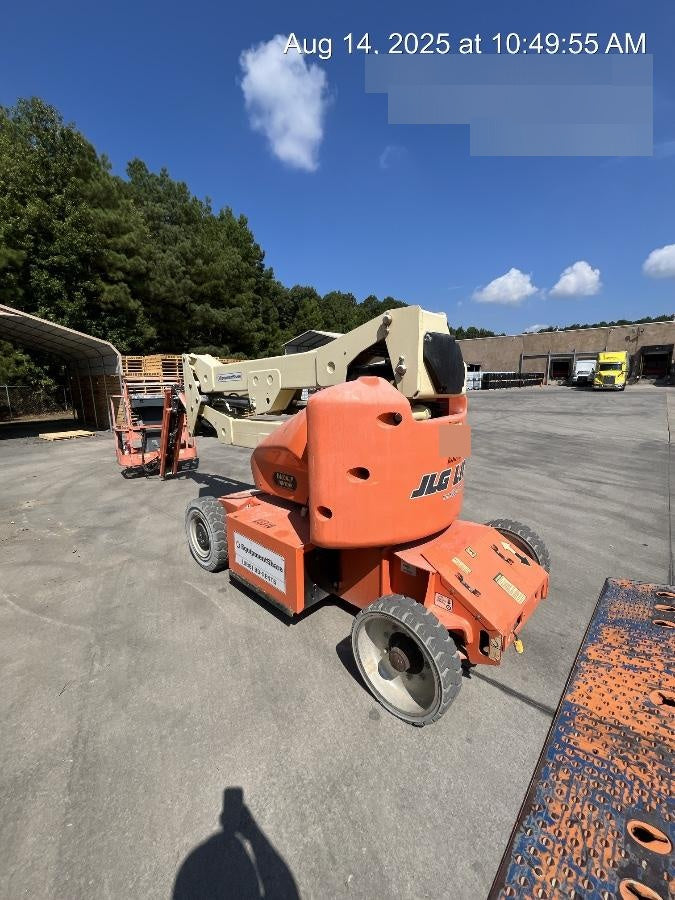 2019 JLG E400AJPN