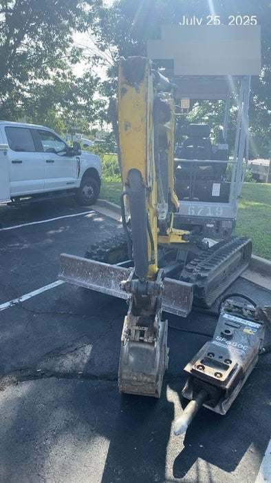 2017 Wacker Neuson EZ28 Wacker Neuson E0506-EZ28-MX - Track/LGD/CAN/VDS/12, 18, 24" Buckets