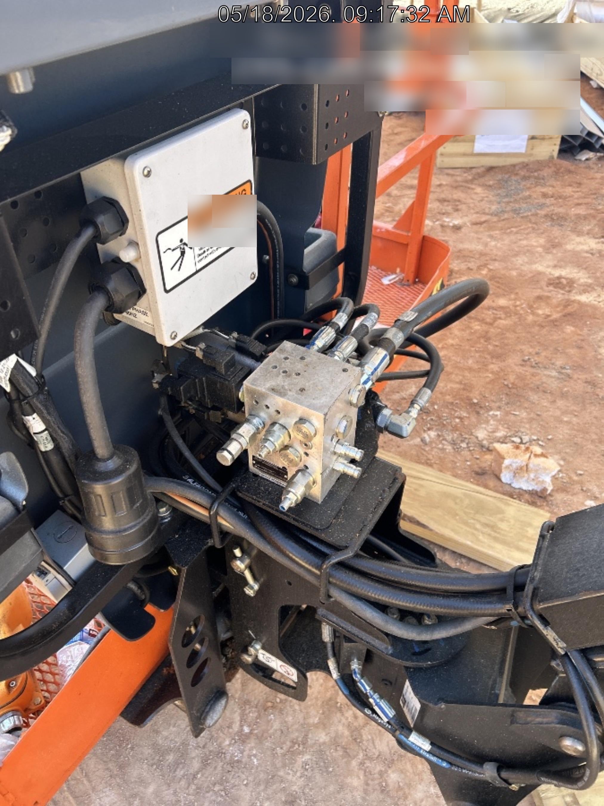 2025 JLG 660SJ