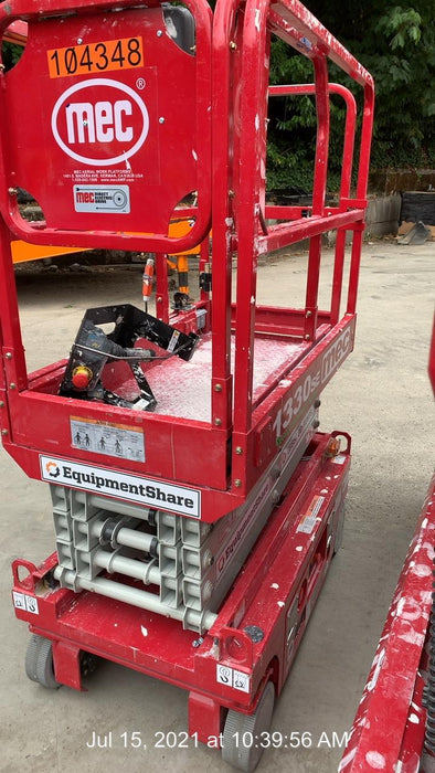 2020 MEC 1330SE Solid NM Tires, Steel Swing out Doors, LCS, Beacon, 900W Inverter