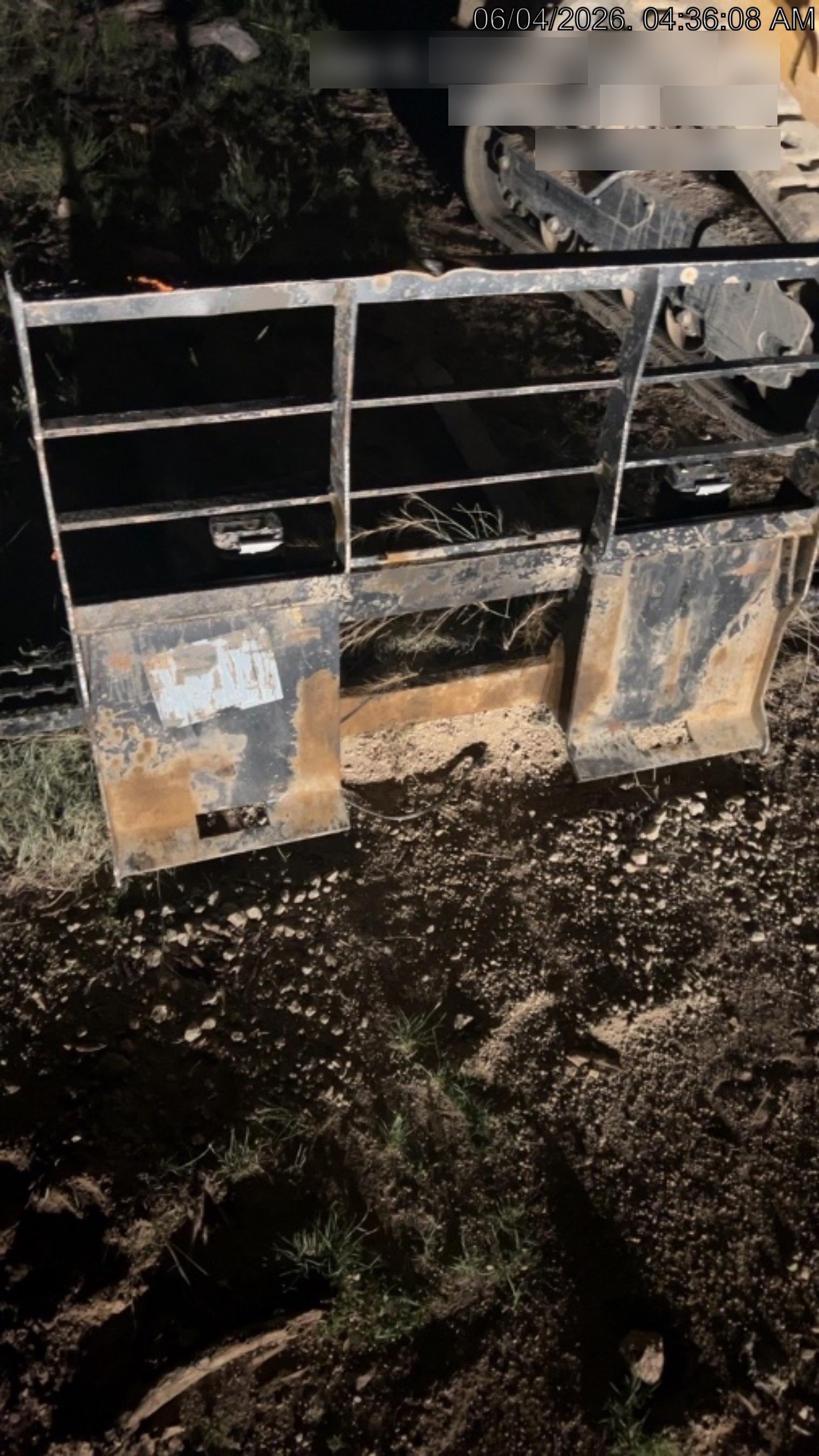 2025 ARROW MATERIAL HANDLING 60" Pallet Forks - Arrow