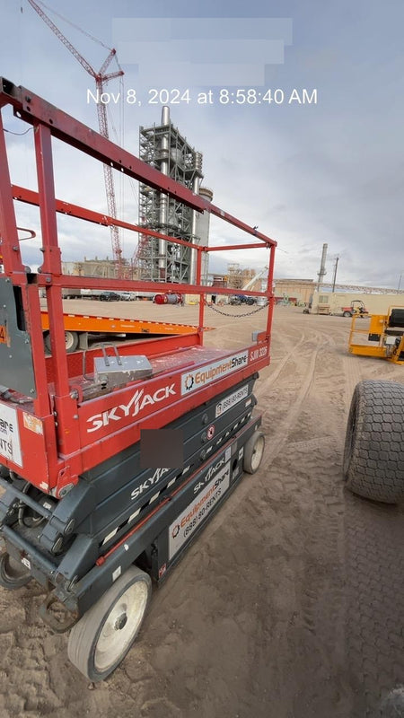 2018 Skyjack SJIII-3226 Skyjack SJIII3226 Scissor Lift w/Trojan Batteries