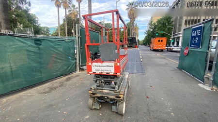 2020 Skyjack SJIII-3219 Solid NM Tires, Half height spring hinged entry gate, Dual Beacons, 800W Inverter