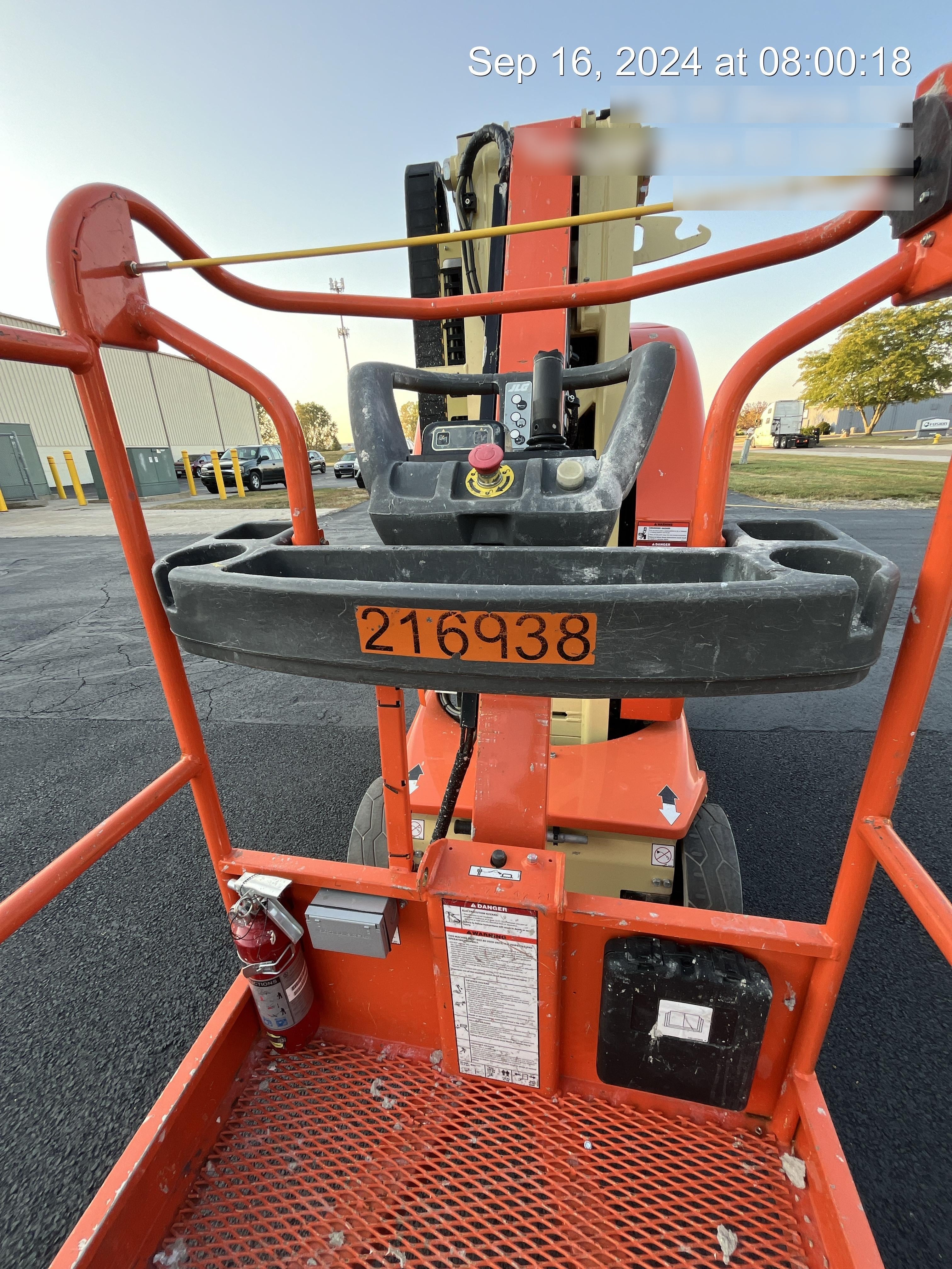 2022 JLG 26E