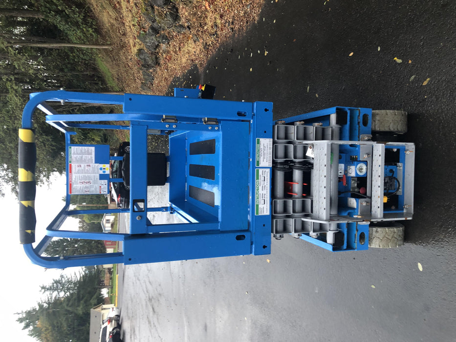 2019 Genie GS-1930 Half Height Swing Gate, 800W Inverter